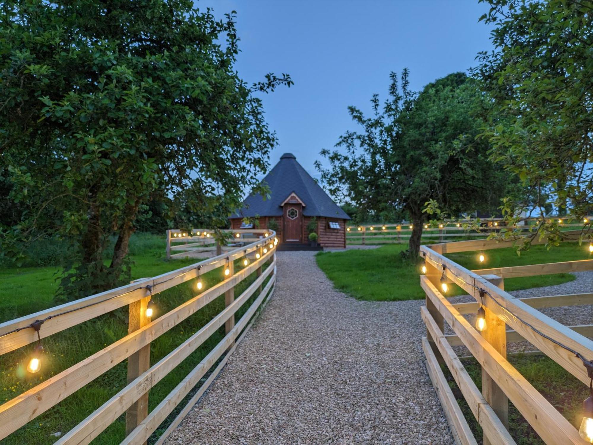 Apple Blossom Glamping Kilkenny Exterior photo